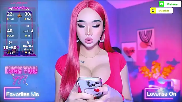 Snapshot of TriciaCumLoader chatting on March 15, 12:33 pm TriciaCumLoader online show from March 15, 12:33 pm