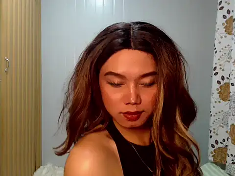 KathRouge online show from February 4, 12:44 pm