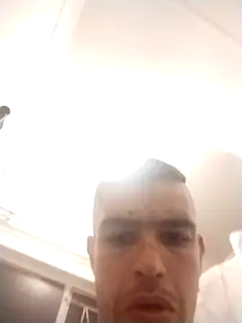 Bigcock10120 online show from March 29, 12:21 am