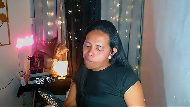 Snapshot of Lorainnelustts chatting on February 25, 7:34 pm Lorainnelustts online show from February 25, 7:34 pm