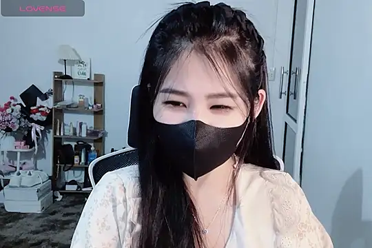    Daisy    online show from November 21, 7:40 am