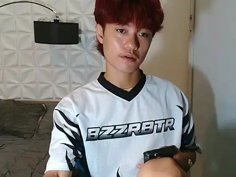 Snapshot of ur_little_secret chatting on September 10, 2:39 pm ur little secret online show from September 10, 2:39 pm