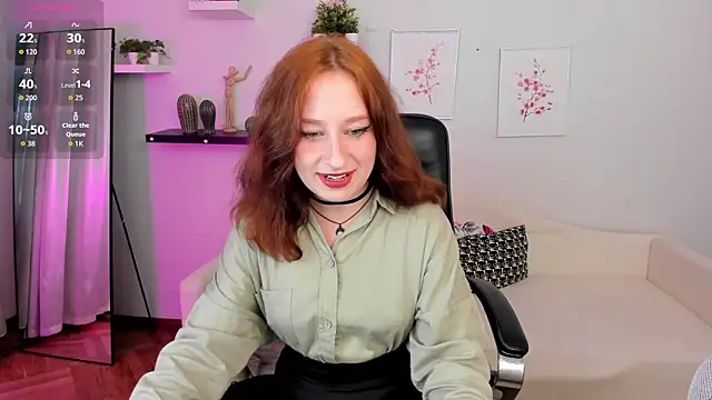 Violet Griffen online show from September 23, 3:15 pm