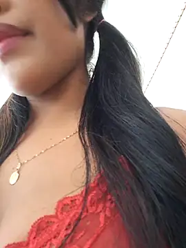 Snapshot of Michell_em chatting on February 11, 6:46 pm Michell em online show from February 11, 6:46 pm