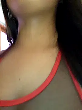 Snapshot of Michell_em chatting on February 18, 6:48 pm Michell em online show from February 18, 6:48 pm