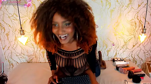 Snapshot of NAOMY_COOPER chatting on October 8, 8:39 pm NAOMY COOPER online show from October 8, 8:39 pm
