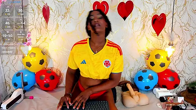 Snapshot of NAOMY_COOPER chatting on June 23, 8:51 pm NAOMY COOPER online show from June 23, 8:51 pm