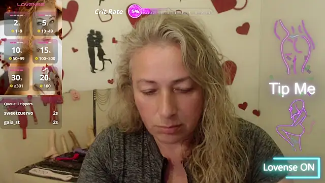 Snapshot of sofiacurvy_45 chatting on September 8, 7:46 pm sofiacurvy 45 online show from September 8, 7:46 pm