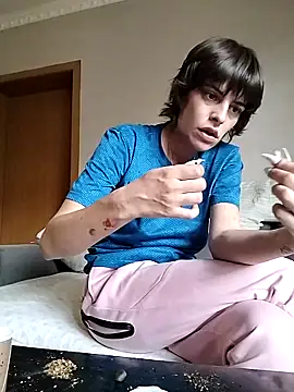 sweetchery999999 online show from September 26, 8:40 am