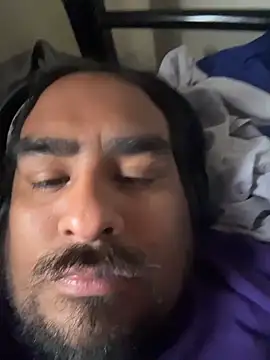 Snapshot of Matty_G88 chatting on December 17, 6:58 pm Matty G88 online show from December 17, 6:58 pm