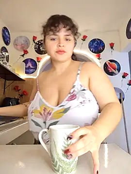 Snapshot of SeleneLuminari8 chatting on December 17, 3:18 pm SeleneLuminari8 online show from December 17, 3:18 pm