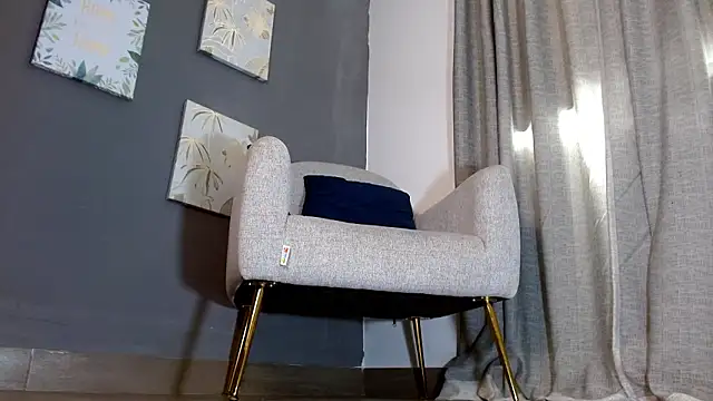 emily ox0 online show from February 13, 6:15 pm