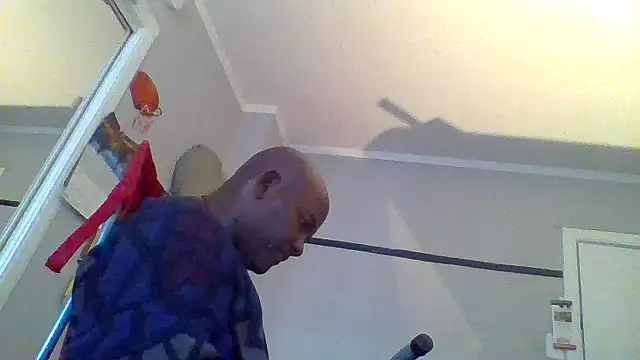 Snapshot of JezOne555 chatting on October 5, 6:28 pm JezOne555 online show from October 5, 6:28 pm