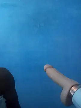 Snapshot of b_ele chatting on September 13, 12:05 pm b ele online show from September 13, 12:05 pm