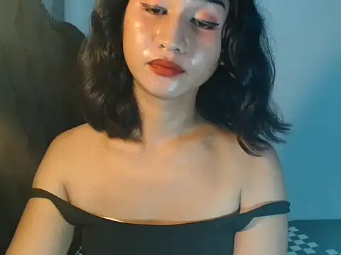 lava lux online show from June 18, 9:14 am