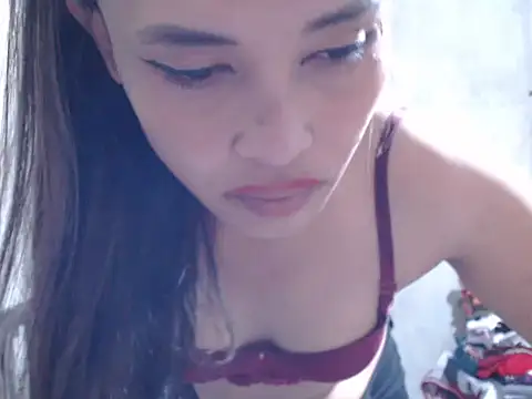 Wiynwyn Delamerced1989 online show from May 15, 11:50 am