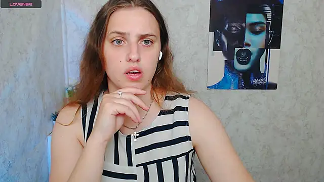 AmandaDimond  online show from May 24, 11:59 am