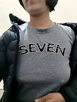 love sexy090 online show from January 5, 11:52 pm