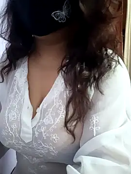 Angel priy101 online show from February 11, 6:24 pm