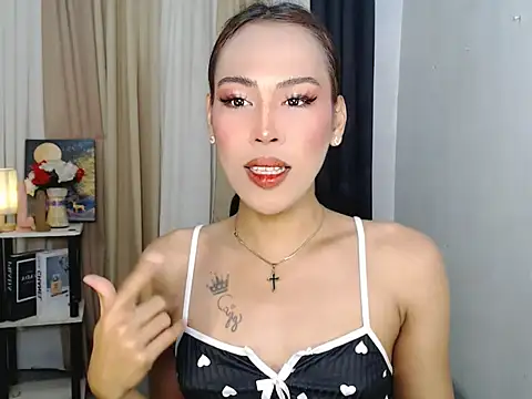 Savanna White online show from December 3, 6:39 pm