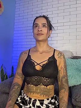 Im Fernanda online show from October 8, 12:08 am