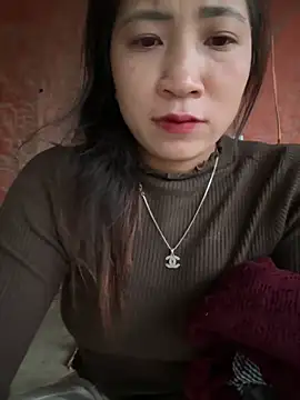 ThiHa003 online show from February 8, 1:31 am