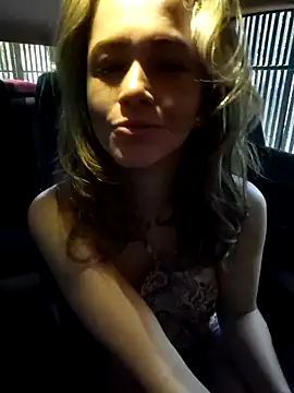 Miasiren online show from March 22, 7:39 pm