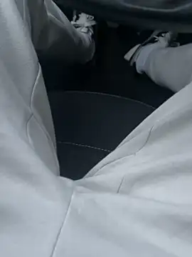 Snapshot of Lopochow chatting on February 27, 5:24 pm Lopochow online show from February 27, 5:24 pm