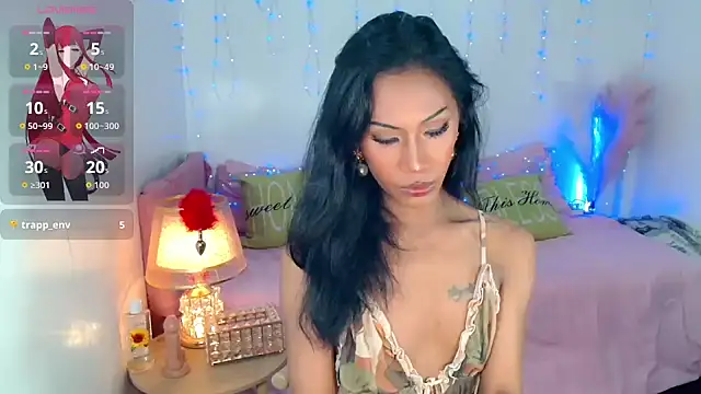 sassylatina online show from October 22, 2:50 pm