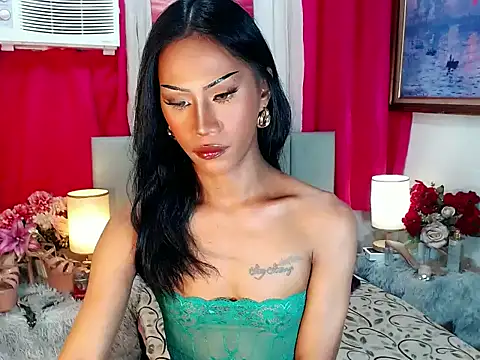 sassylatina online show from November 17, 4:13 pm