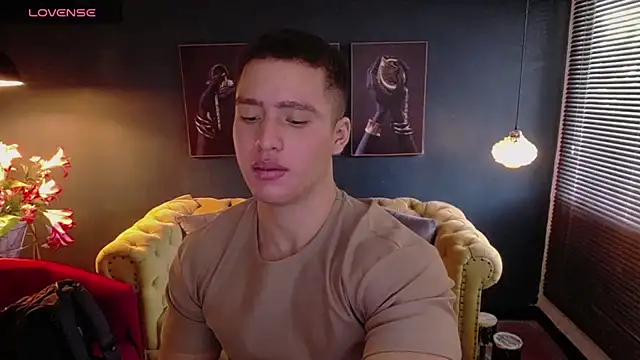 deivid parker online show from July 7, 1:26 pm