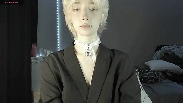 MelissaReis online show from December 4, 11:52 am