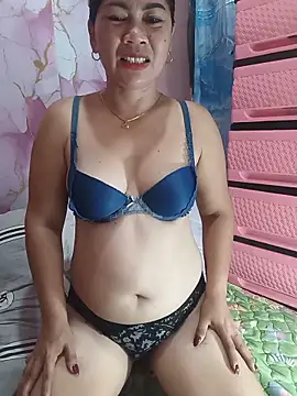 sexybitch 02 online show from May 21, 3:19 pm