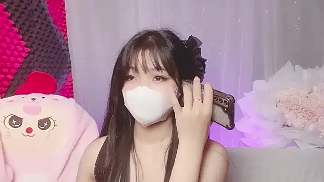 Snapshot of kemybaby chatting on December 1, 2:38 am kemybaby online show from December 1, 2:38 am