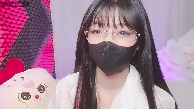 Snapshot of kemybaby chatting on December 3, 3:14 am kemybaby online show from December 3, 3:14 am