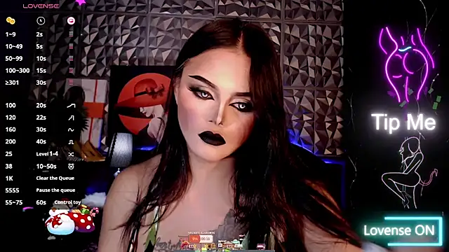 Snapshot of Asiansignificantxx chatting on September 18, 7:27 pm Asiansignificantxx online show from September 18, 7:27 pm