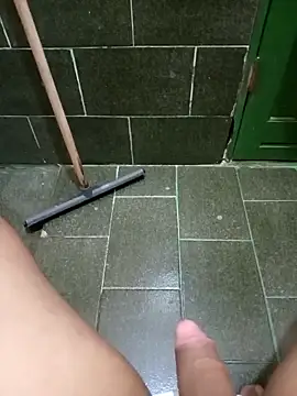 ALEX 19 DOCINHO online show from April 17, 8:45 pm