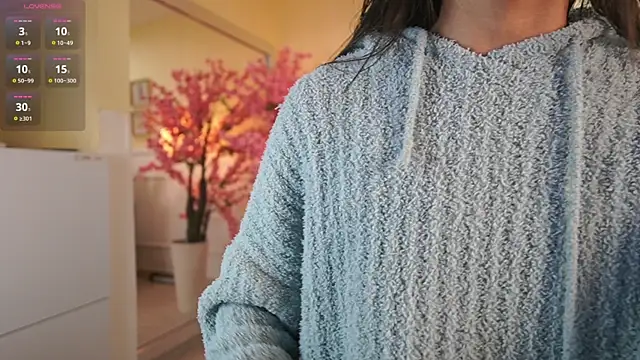 Snapshot of NicoleCrawft chatting on November 7, 7:03 pm NicoleCrawft online show from November 7, 7:03 pm