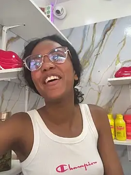 KinkyCutie1 online show from October 24, 2:13 pm