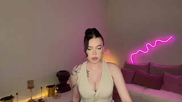 mistress of hearts online show from June 14, 12:40 pm