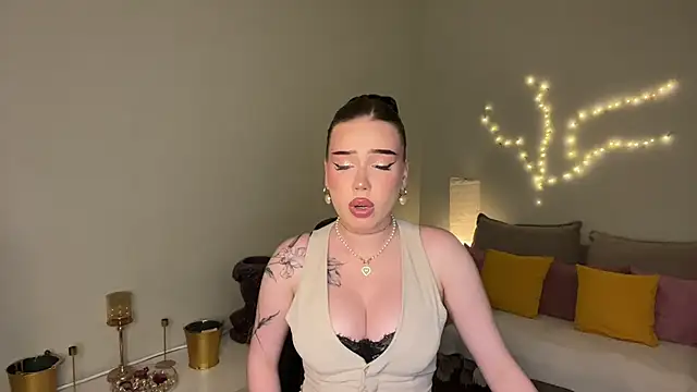 mistress of hearts online show from June 30, 1:12 pm