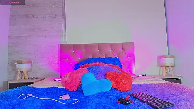 Zamara Kleii online show from March 5, 6:09 am