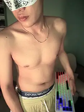boyhigh1997 online show from May 26, 1:34 am