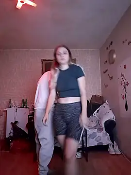 Snapshot of coriradu chatting on September 27, 10:37 pm coriradu online show from September 27, 10:37 pm