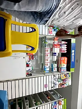 Snapshot of JohelJo chatting on April 7, 11:37 pm JohelJo online show from April 7, 11:37 pm