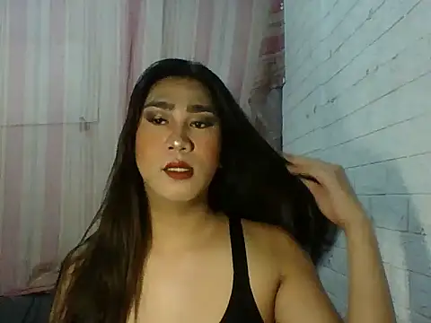 Snapshot of ImUrFantasy chatting on July 26, 3:30 pm ImUrFantasy online show from July 26, 3:30 pm