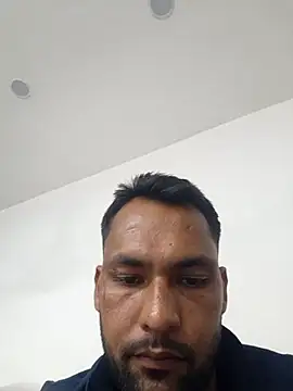 Snapshot of suraj-playboy chatting on July 1, 1:34 pm suraj-playboy online show from July 1, 1:34 pm