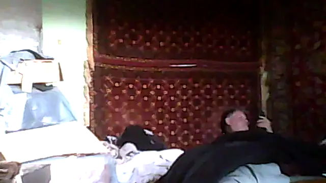 Snapshot of A1B3- chatting on March 16, 3:38 pm A1B3- online show from March 16, 3:38 pm