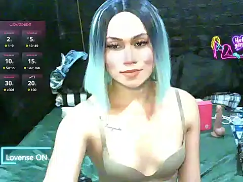 Snapshot of HOTkendraCumXxx chatting on July 19, 1:26 pm HOTkendraCumXxx online show from July 19, 1:26 pm