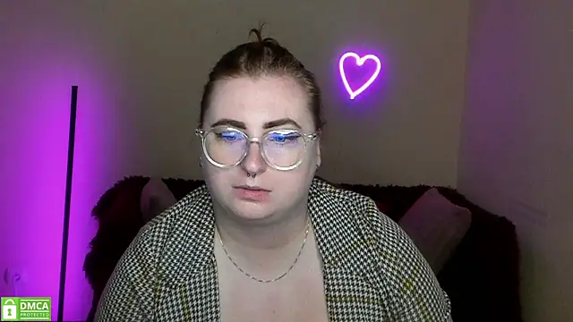 Alicia love00 online show from September 23, 5:21 am